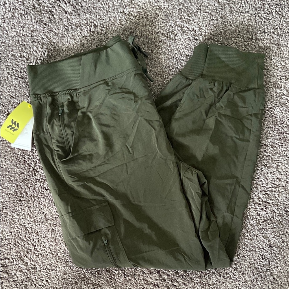Women's Green Jogger Pants